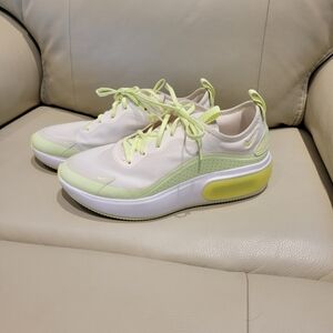 Nike Air Max Dia Women's Shoes